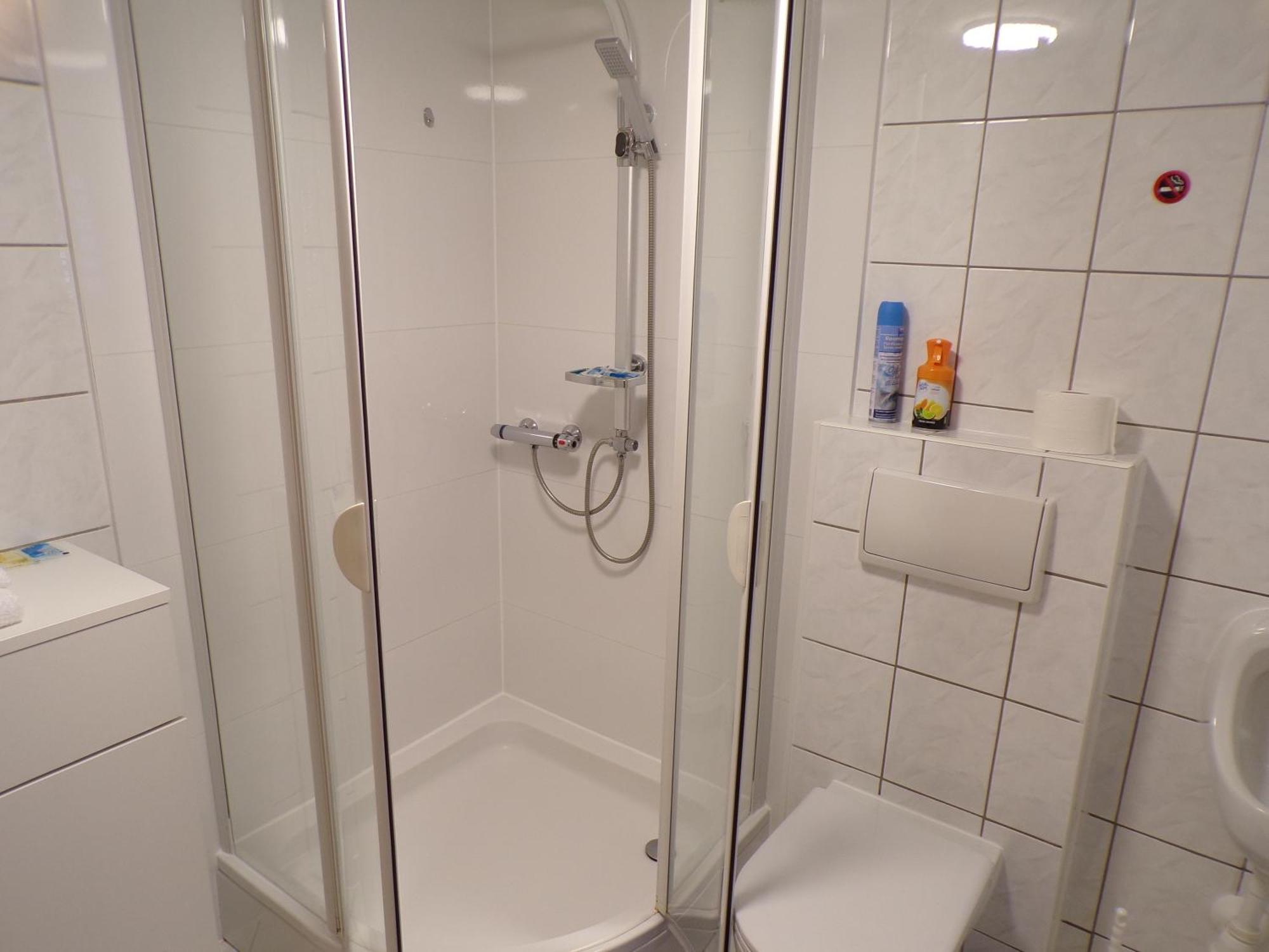 J.e. Appartement Cologne